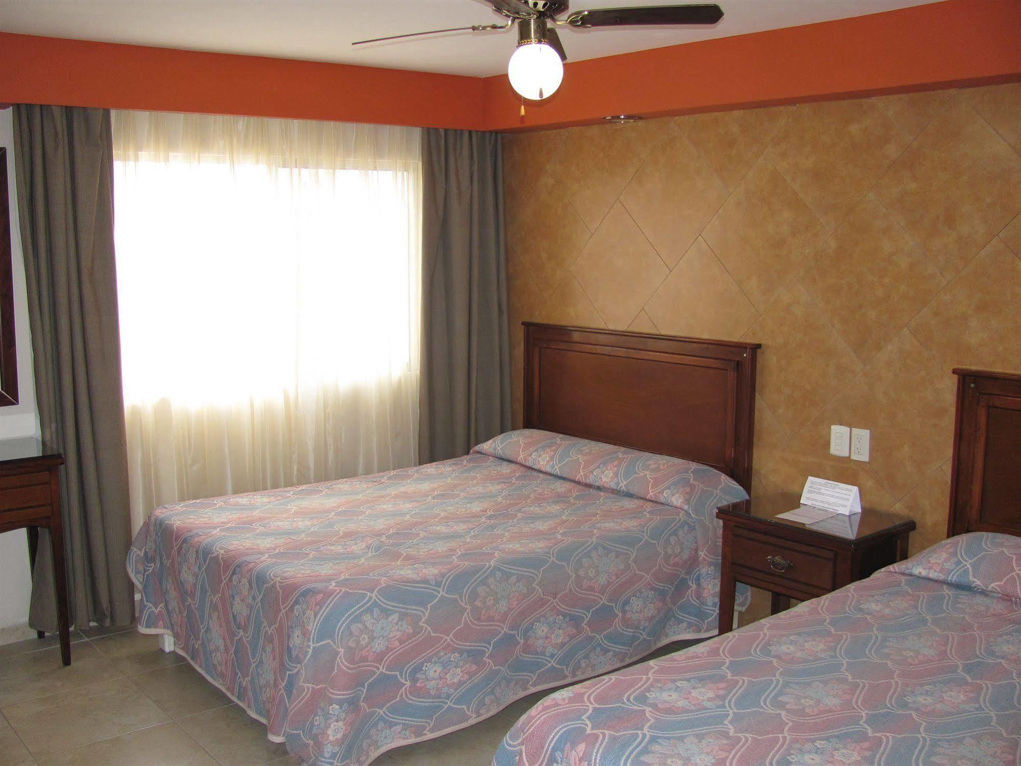 Hotel San Luis San Luis Potosi Ngoại thất bức ảnh